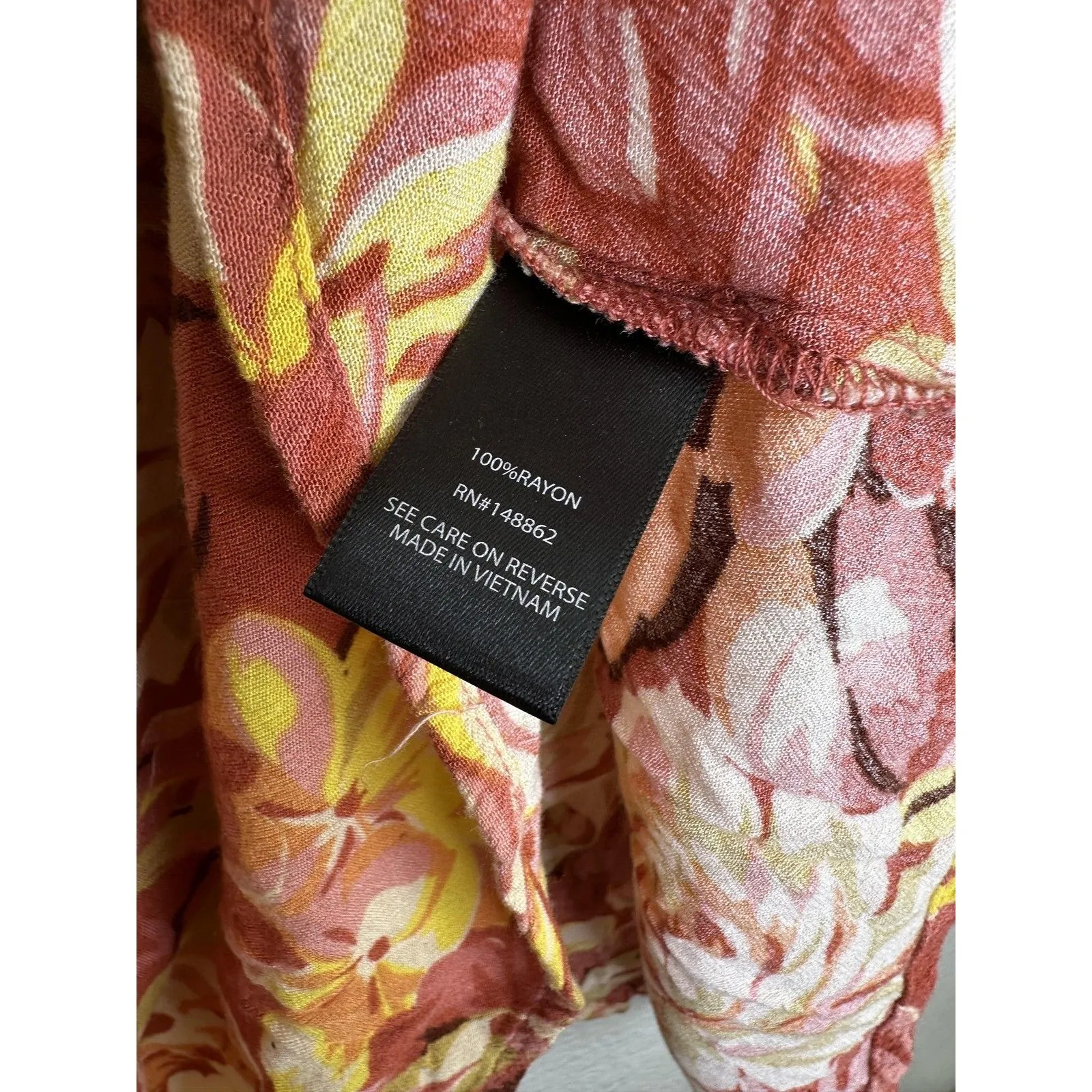 Torrid Blouse Womens 1 US 1X Multicolor Floral Short Sleeve Keyhole Tie Neck - Image 4