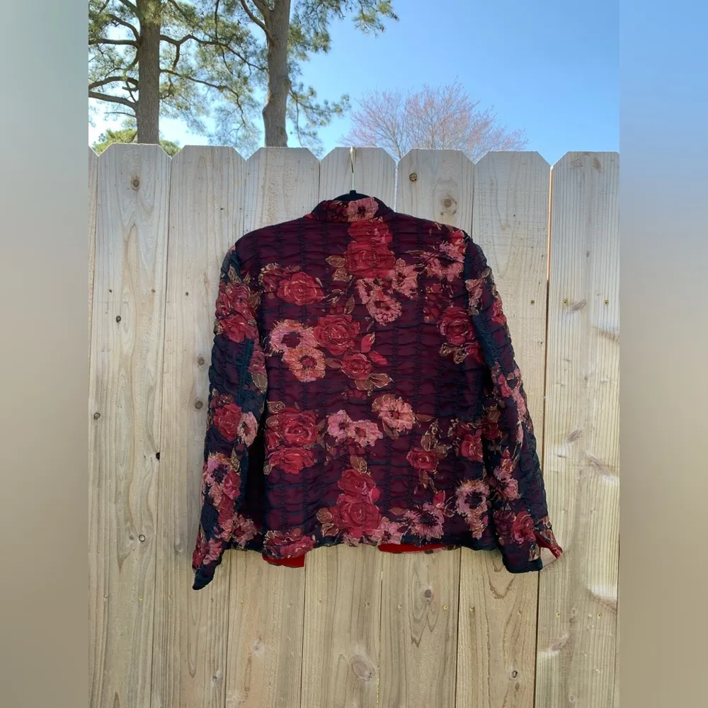 Coldwater Creek Floral Sheer-Overlay Open Front Jacket black red‎ petite medium - Image 5