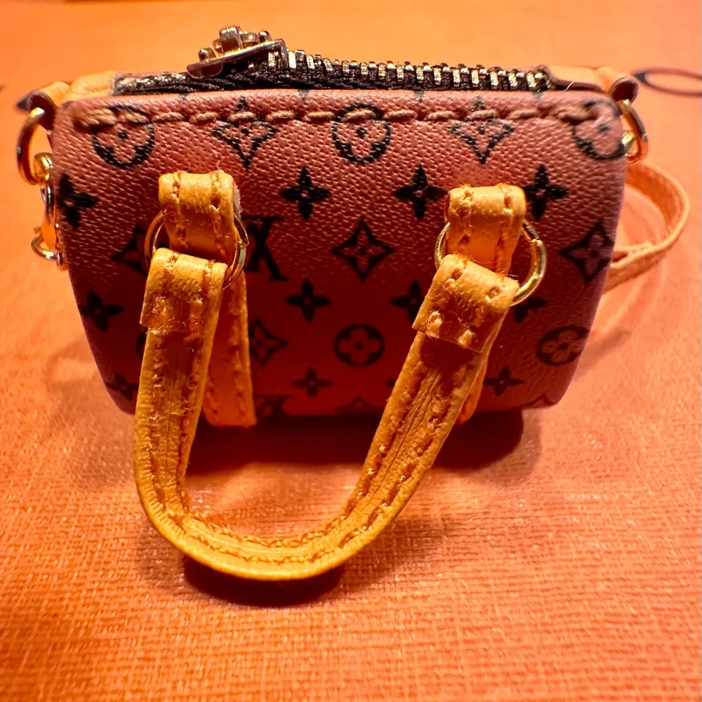 NEW HANDMADE Fashion light brown/orange speed pu leather mini bag charm/keychain - Image 6