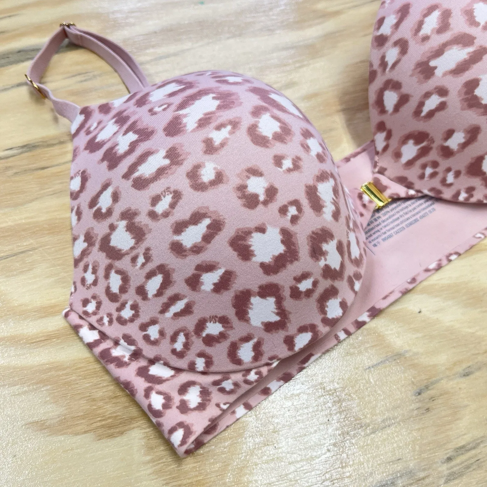 Incredible by Victoria's Secret Bra 34C Lined Demi Padded Underwire Animal Print - Image 6