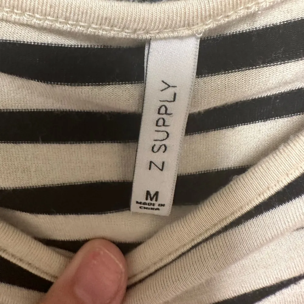 Z Supply striped  short ruffle sleeve top - Image 3