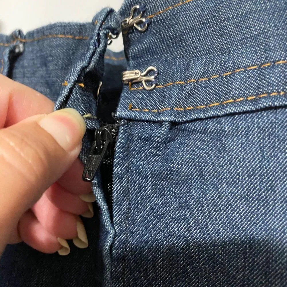 Vintage Denim blue skater skirt Size undefined - Image 4