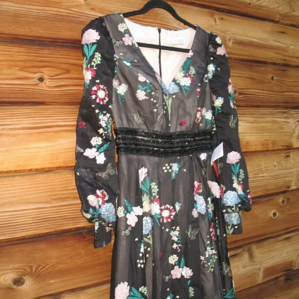 NWOT Mac Duggal 79361 EMBROIDERED BISHOP SLEEVE V NECK FLOWY GOWN Black Size 4 - Image 9