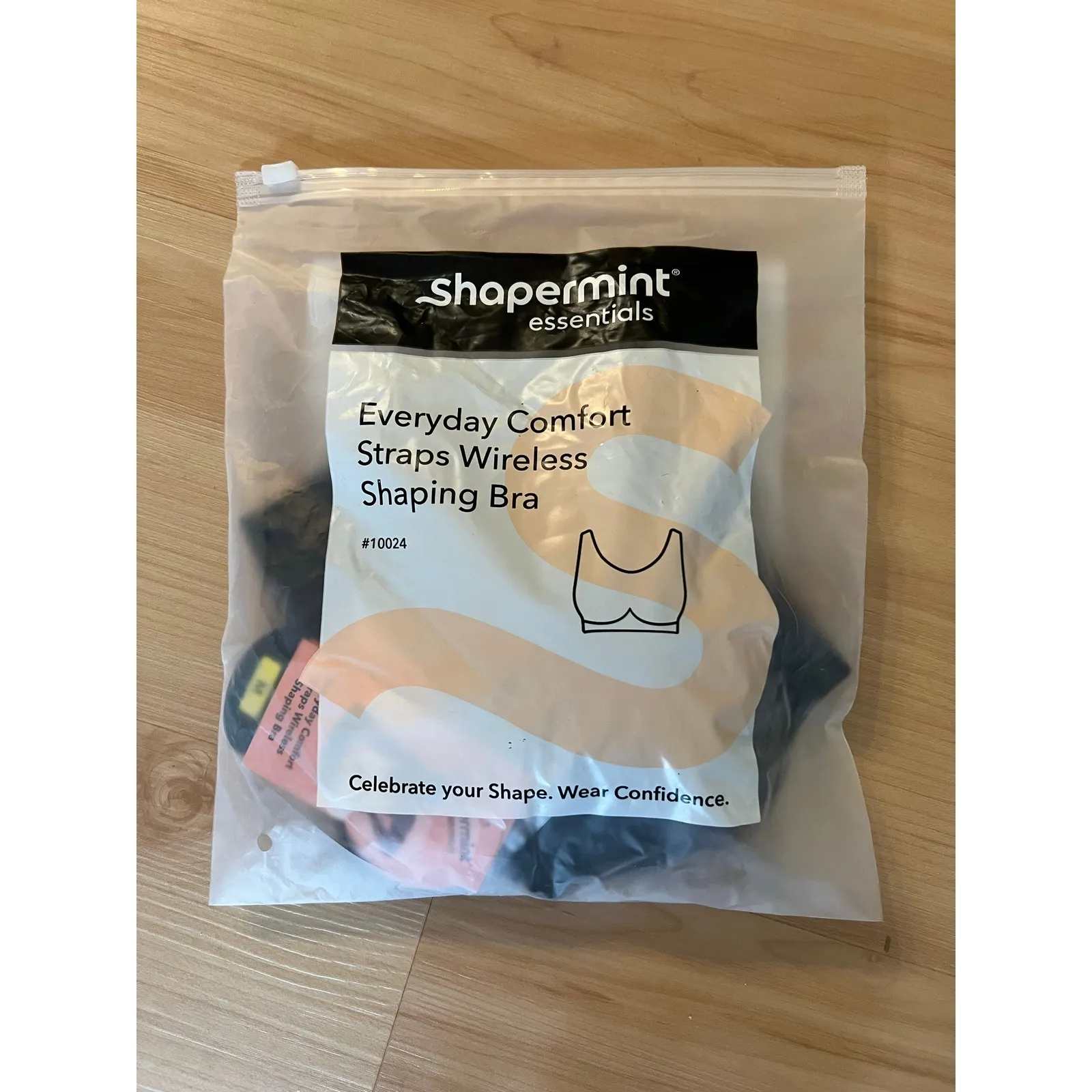 Shapermint Essentials Everyday Comfort Straps Wireless Shaping Bra Black Size M - Image 3