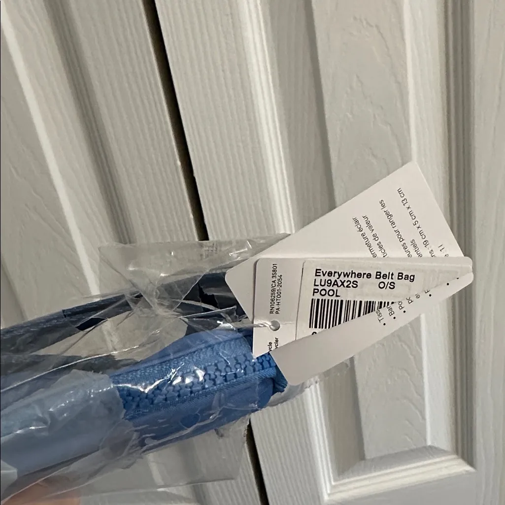 Lululemon  belt bag 1liter - Image 4