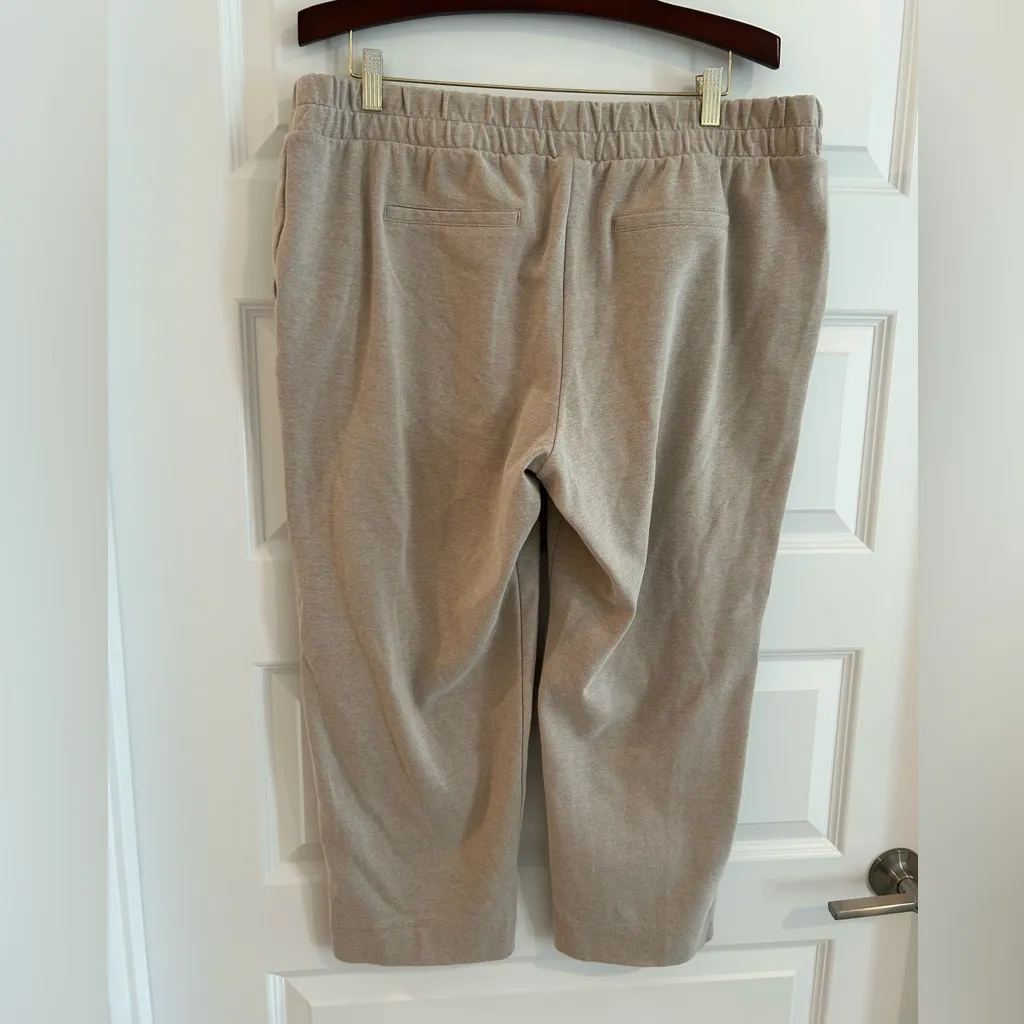 A New Day Cropped Sweatpants Tan Size XXL - Image 6