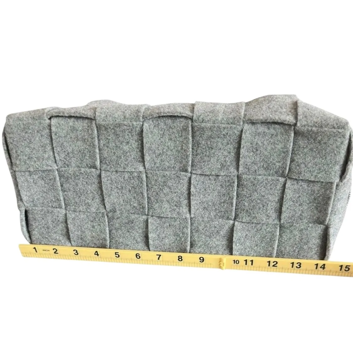 Alma Tonutti Gray Zipper Woven Felt Tote Hand Bag - Image 10