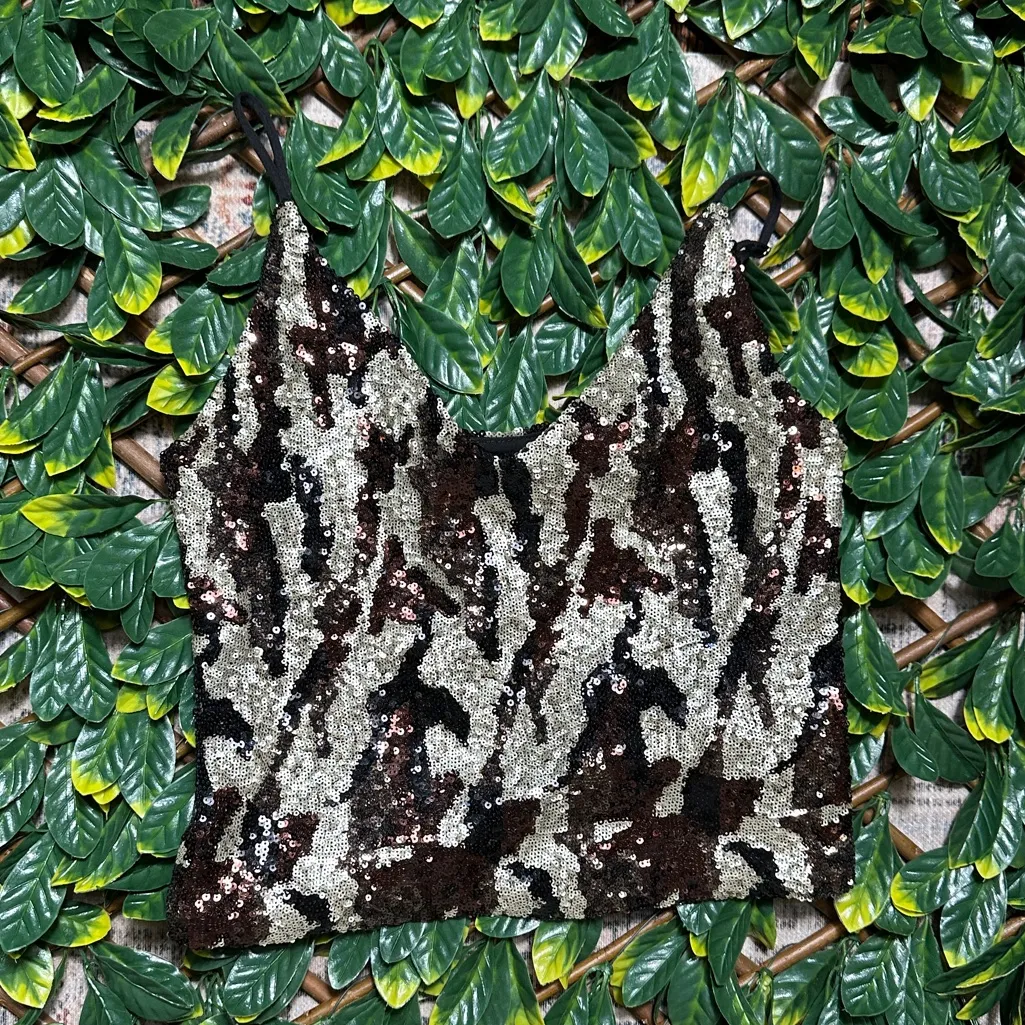 Le Superbe Sparkly Sequin Multi Tank Top Size Medium Black - Image 6