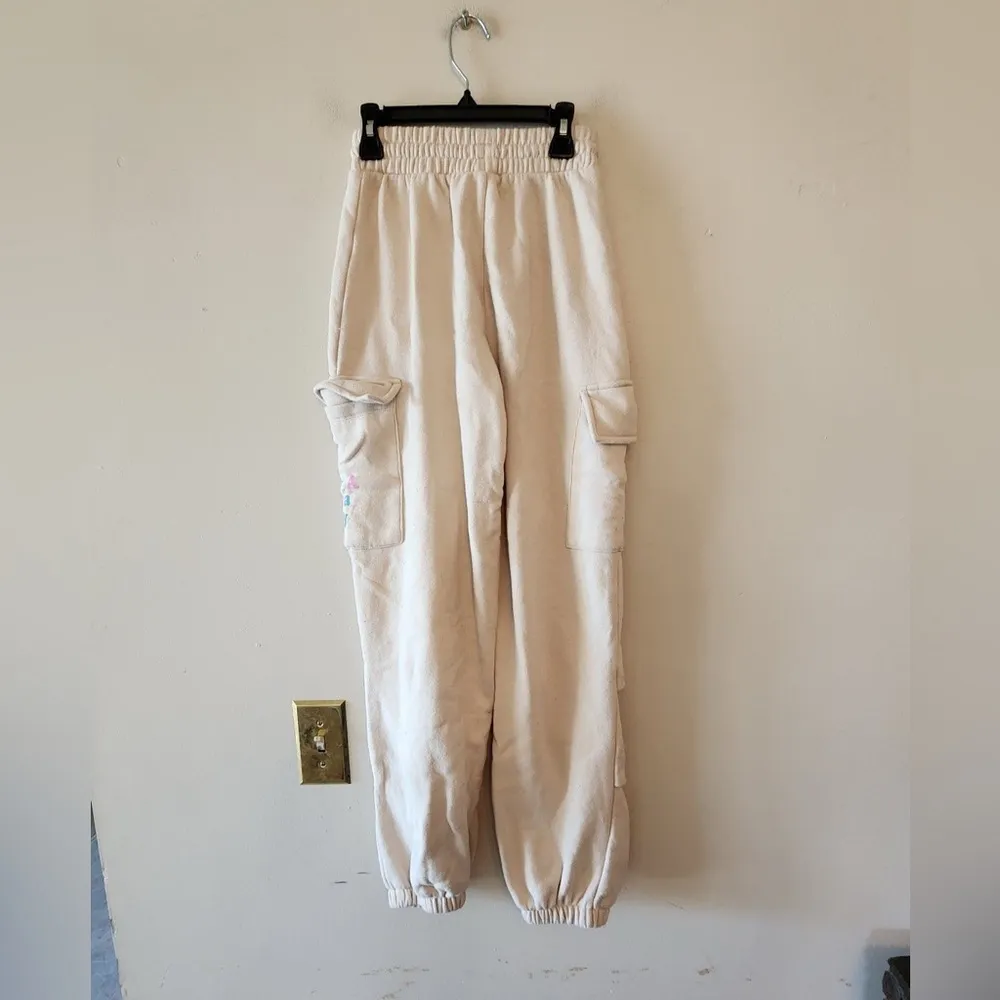 Smiley World Cargo Graphic Jogger Beige size womens xs Tan - Image 4