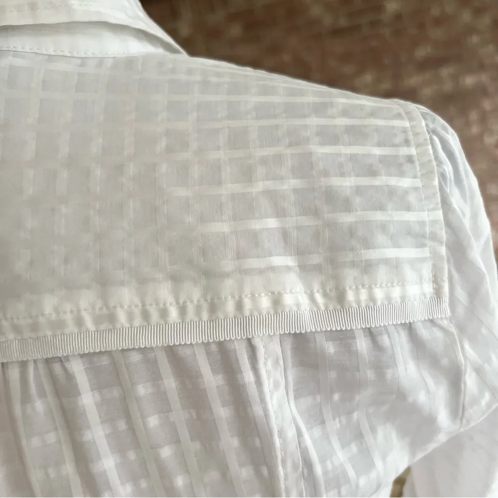 WHBM Top Roll-tab Sleeve White Textured Luxe 0 Button Up Collared Blouse Dressy - Image 9