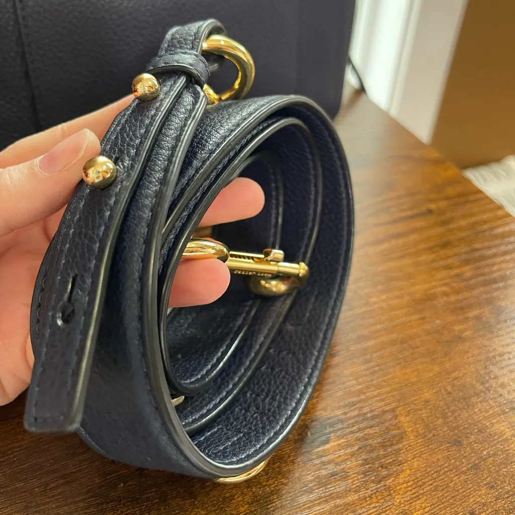 Marc Jacobs The SoftShot Navy Leather Crossbody Bag - Image 6