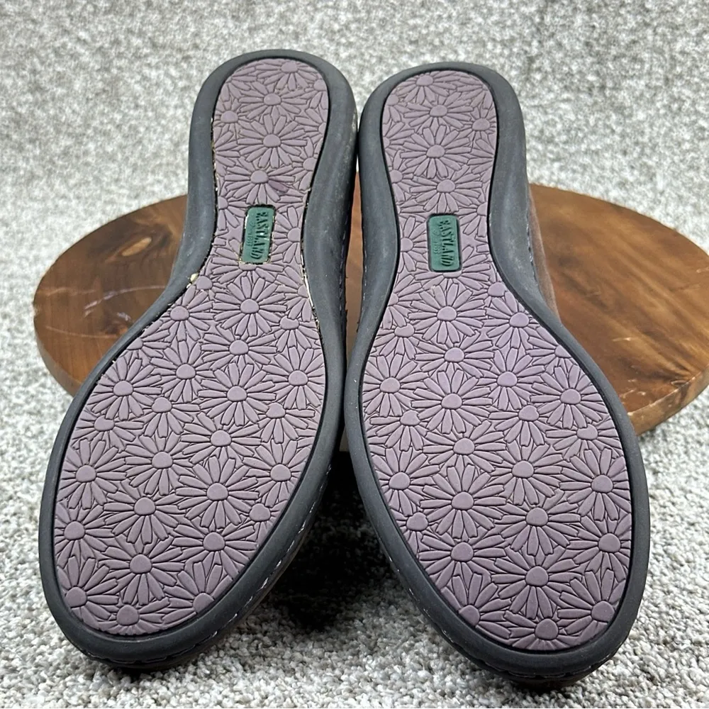 Eastland slip on shoes - Image 5
