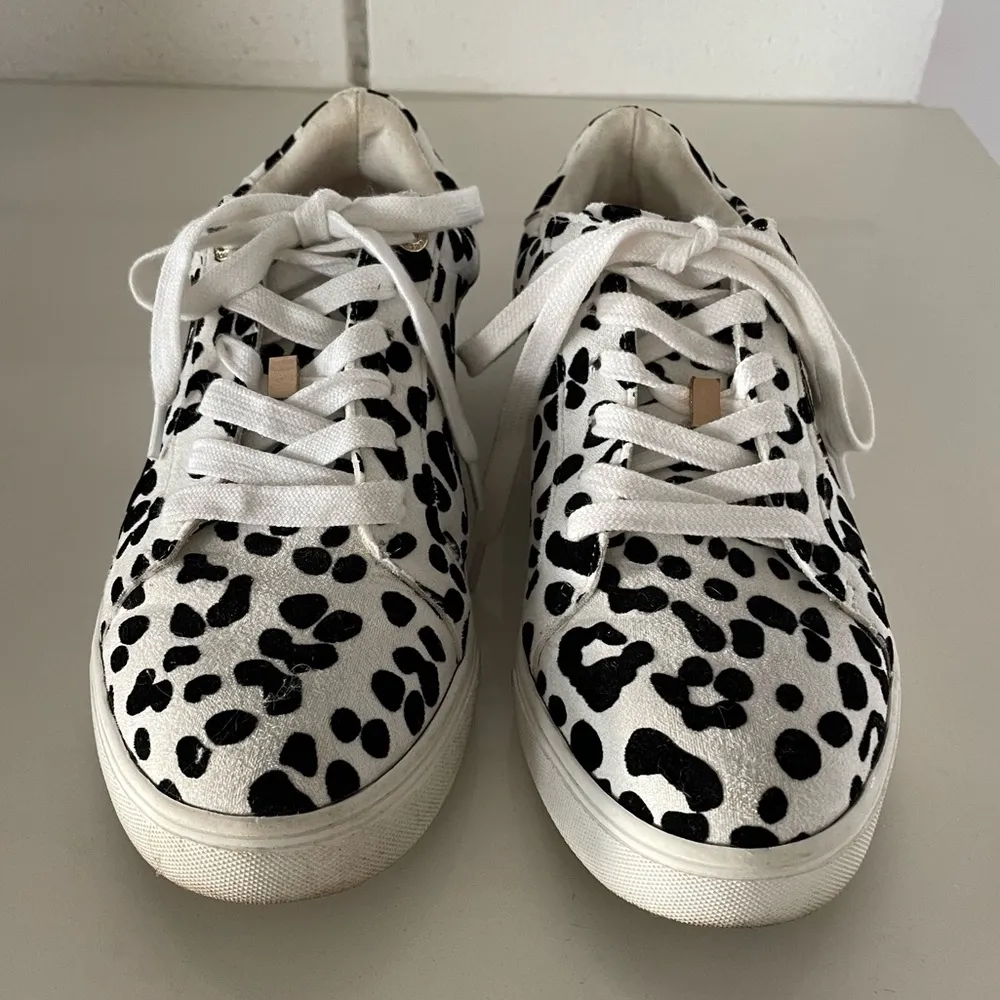 Leopard Print Sneaker - Image 3
