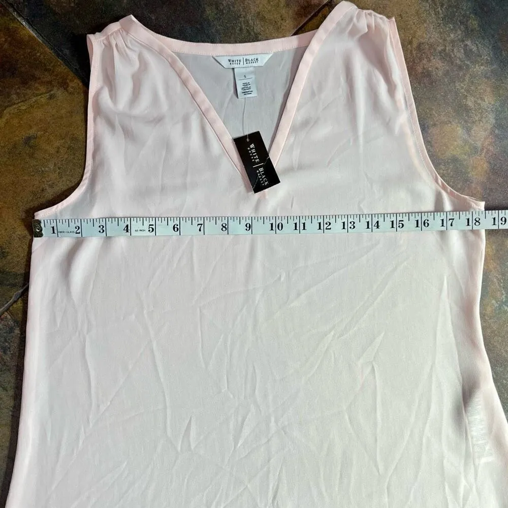 NWT White House Black Market Light Pink V-Neck Blouse Small - Image 5