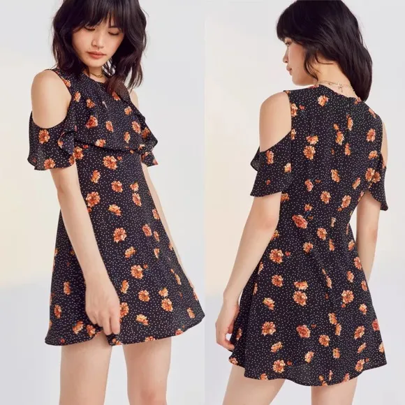 Kimchi Blue Urban Outfitters Dress Polka Dot Short Sleeve Mini Womens Medium - Image 2