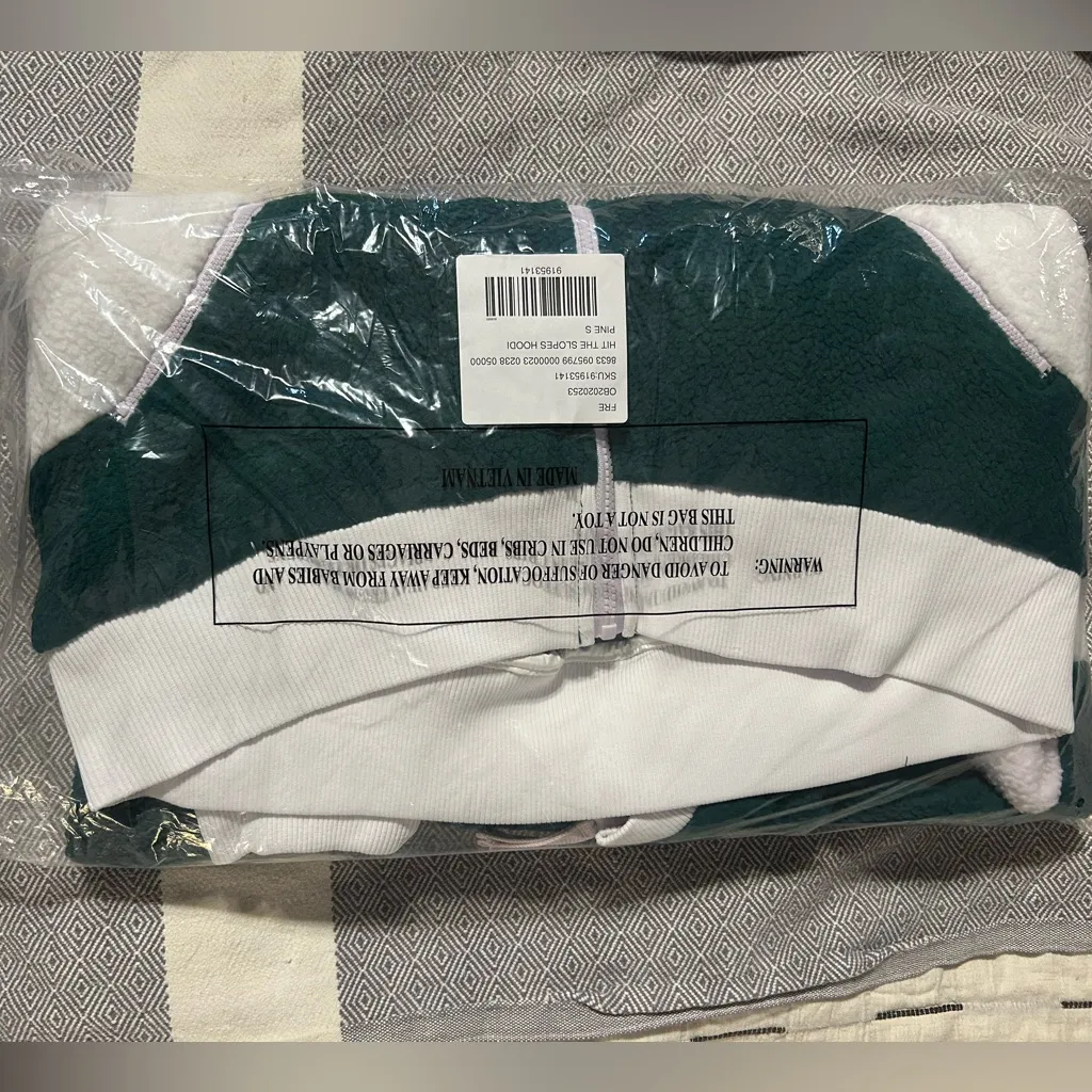 Free People Hit The Slopes Hoodie - Image 5