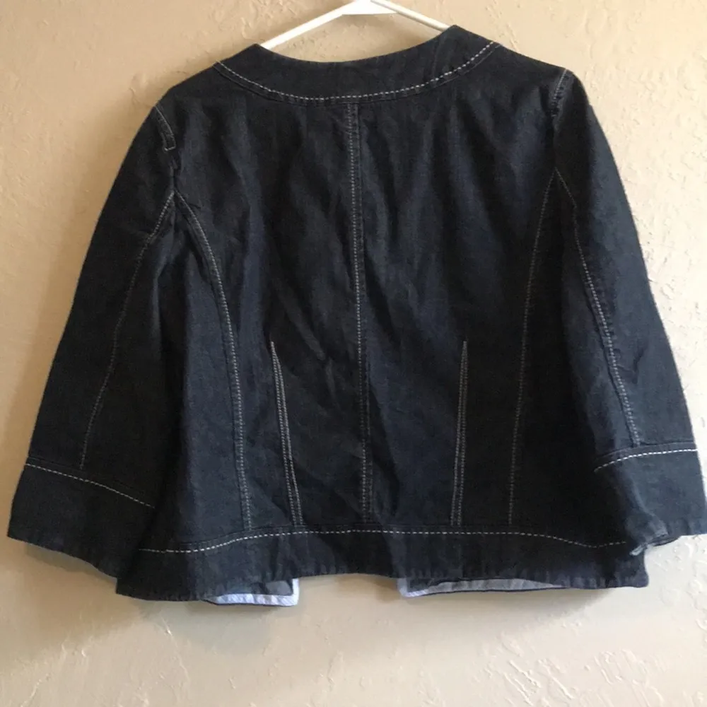Dark blue/black jean jacket - Image 3