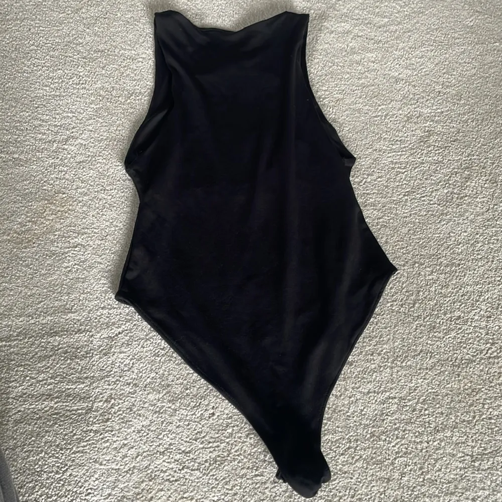 Stunning Used / Worn Black Zara Slinky Sleeveless Bodysuit - Image 6