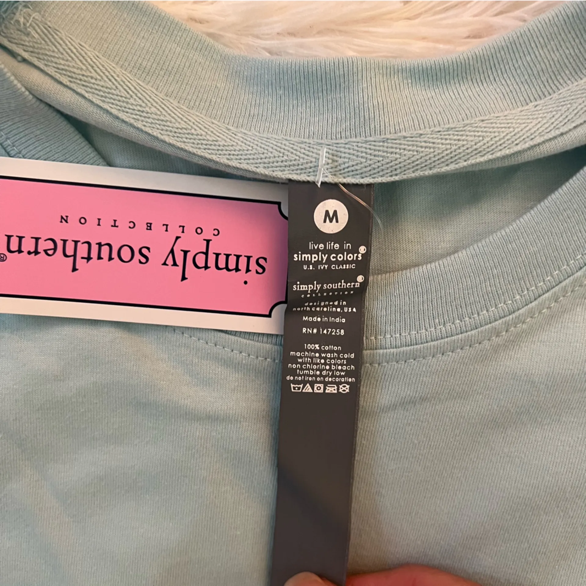 Simply Southern Women's Basketball Mom Short Sleeve T-shirt Size Medium - Image 6