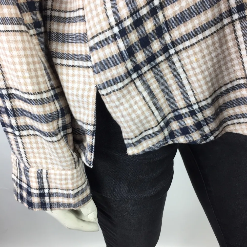 Doe & Rae Plaid Button Up Top Size S - Image 5