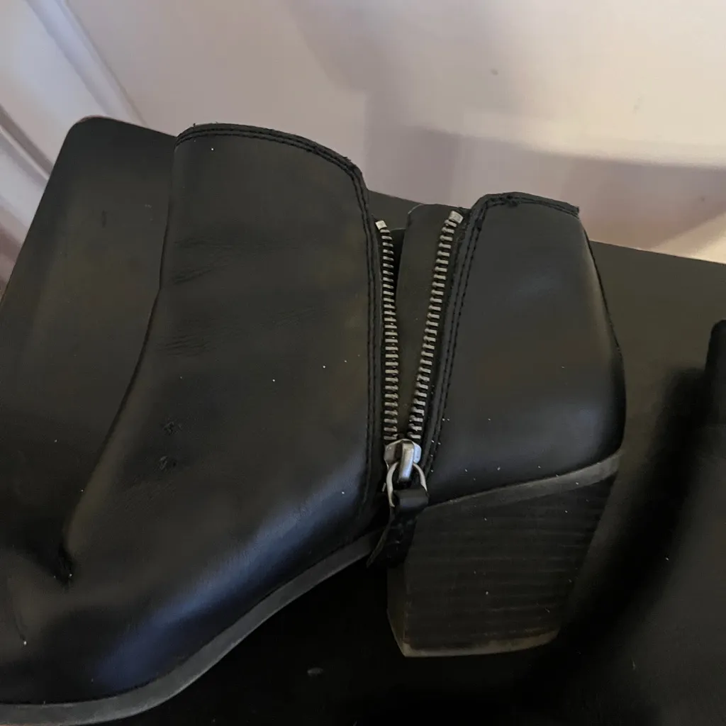 Veronica Frye Black Leather Ankle Booties Size 8.5 - Image 4