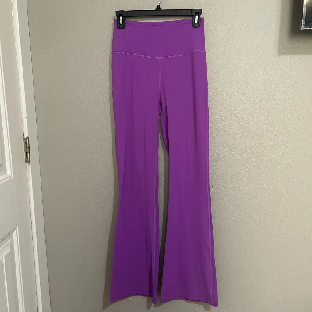 Lululemon Groove Purple Super High Rise Flare Pants Leggings Women’s Size 6 - Image 3