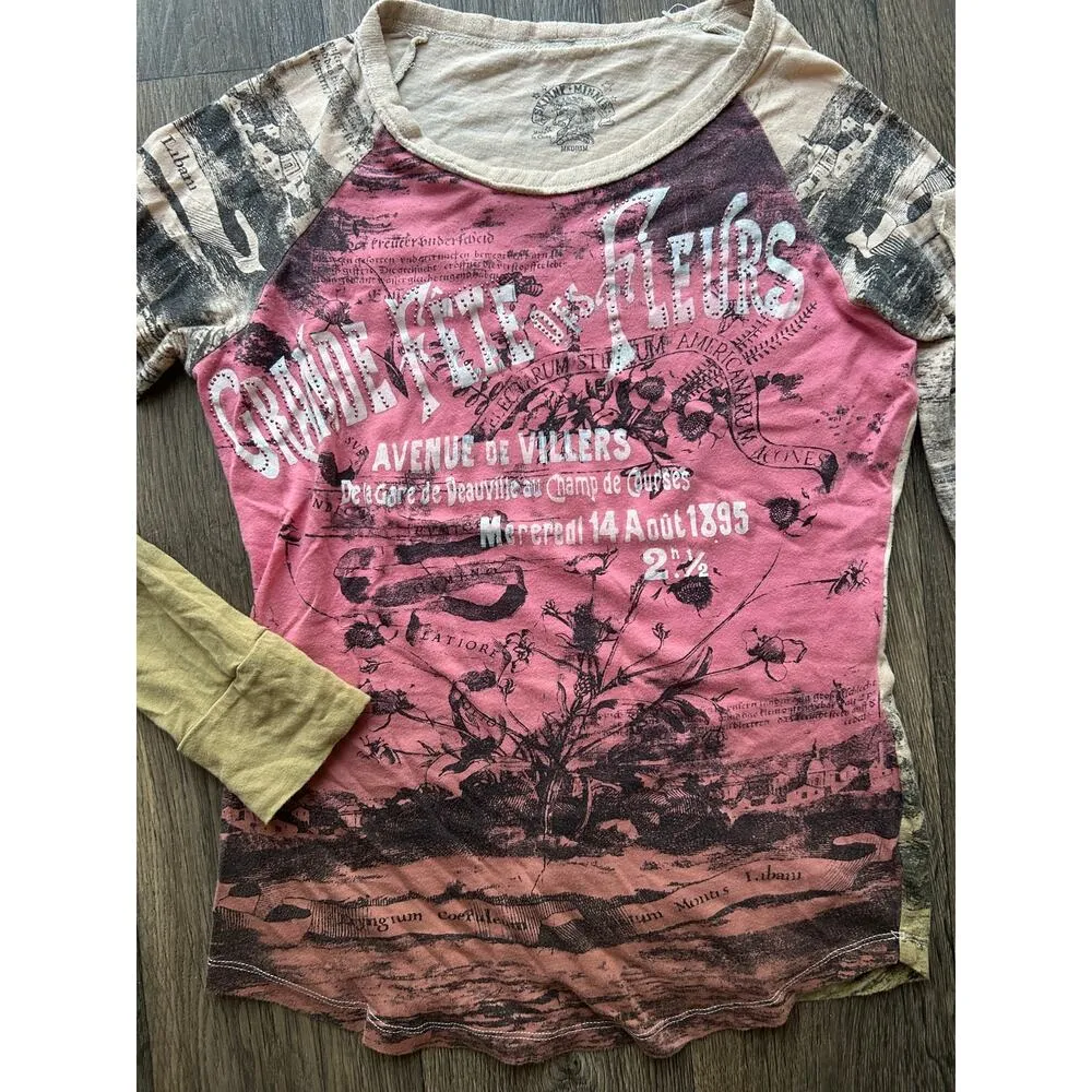 Skinny Minnie Pink Allover Grungy Graphic Long Sleeve Top Size Medium - Image 8