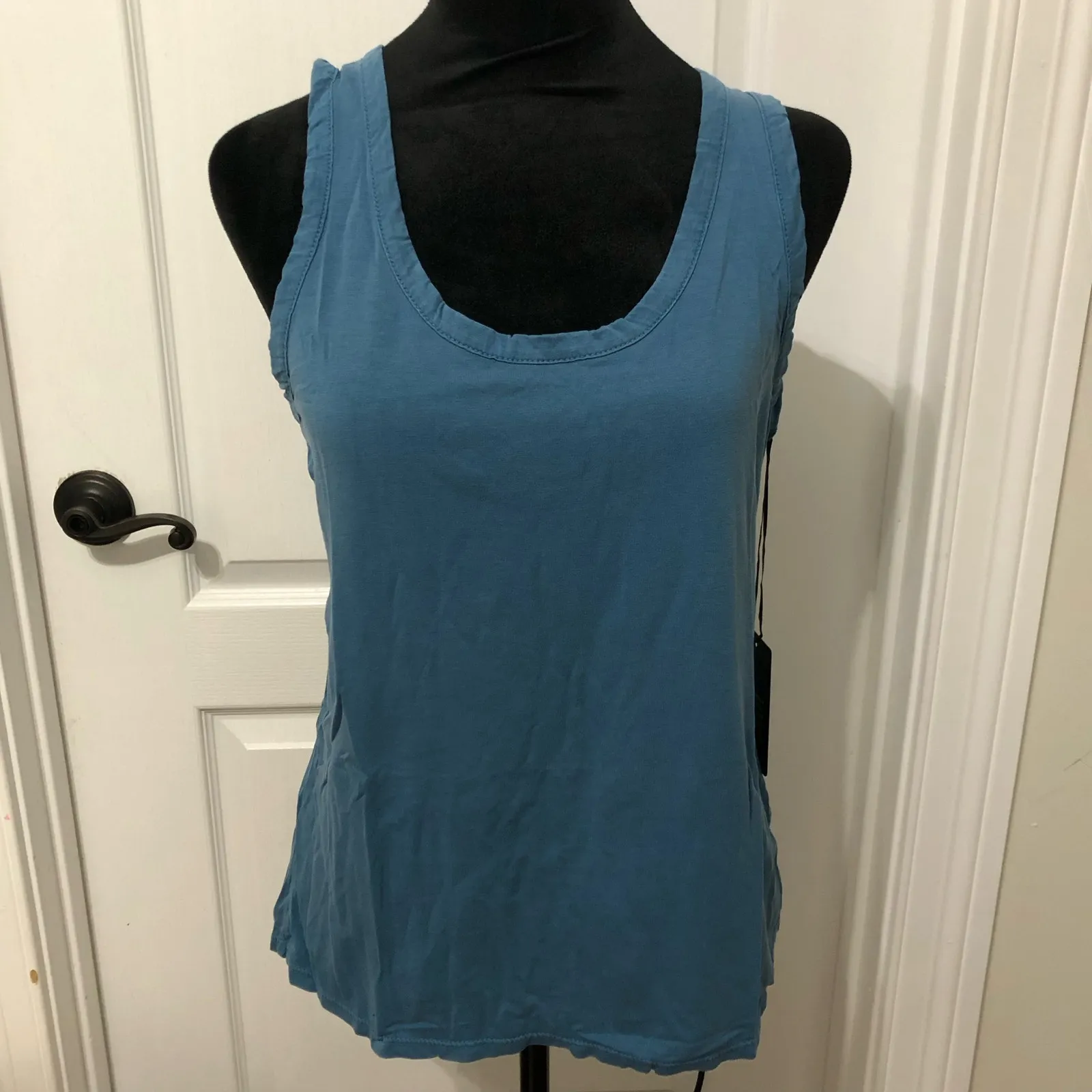 Michael Lauren Women's Tank Top Size Medium Blue Sleeveless Pullover Casual - Image 3