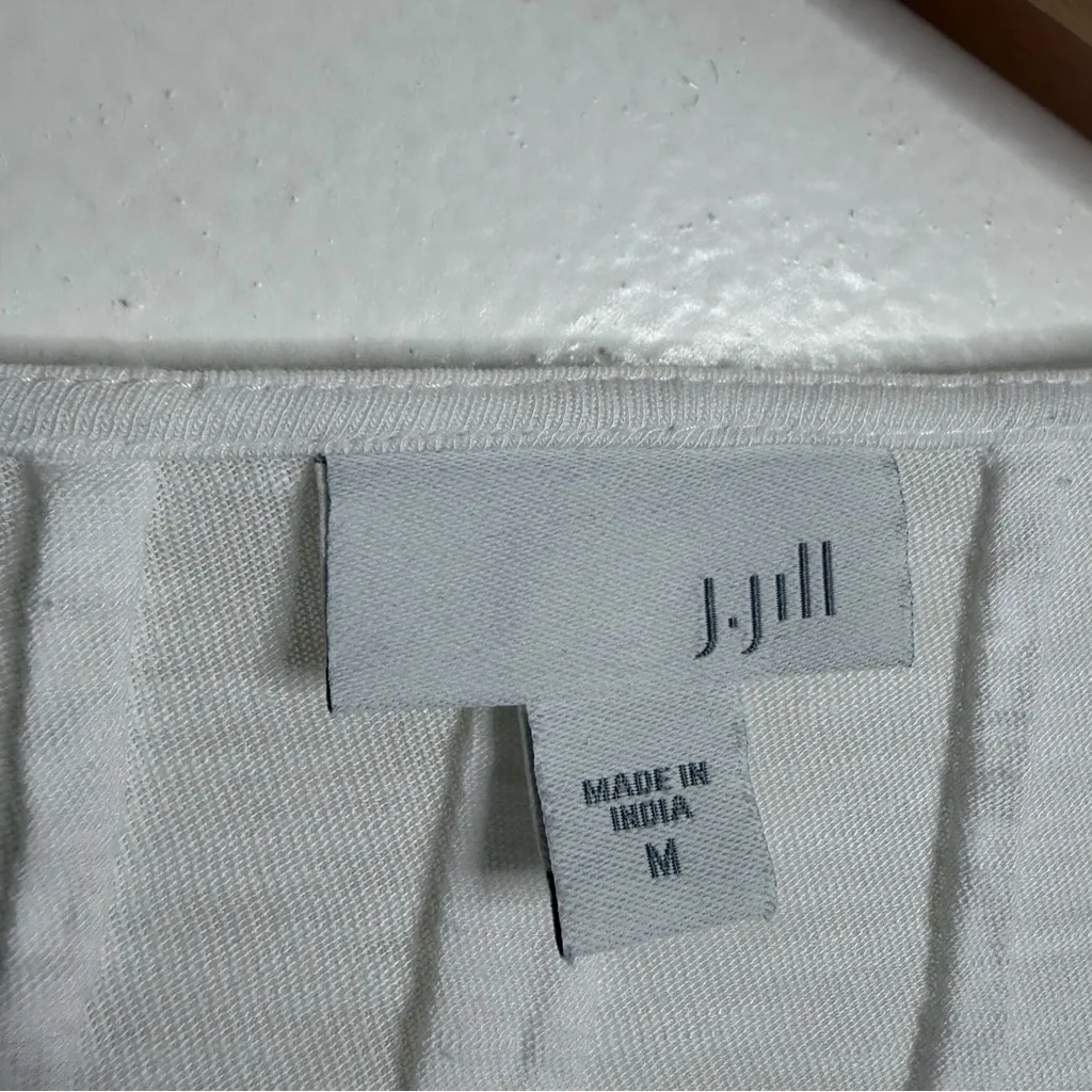 J. Jill White Embroidered Eyelet Top Lined Long Sleeves Medium Side Slit Strerch - Image 3