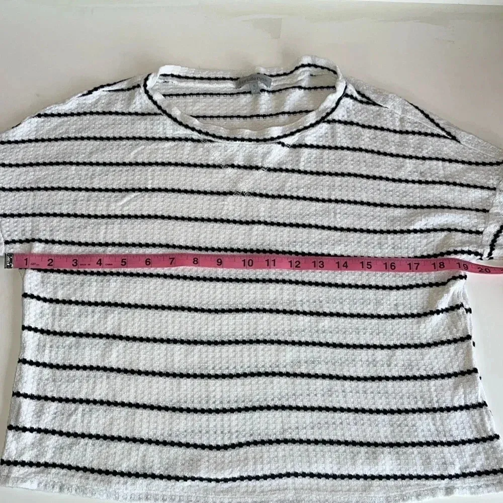 3 for $13 long sleeved top textured striped scoop neck top juniors small white - Image 3