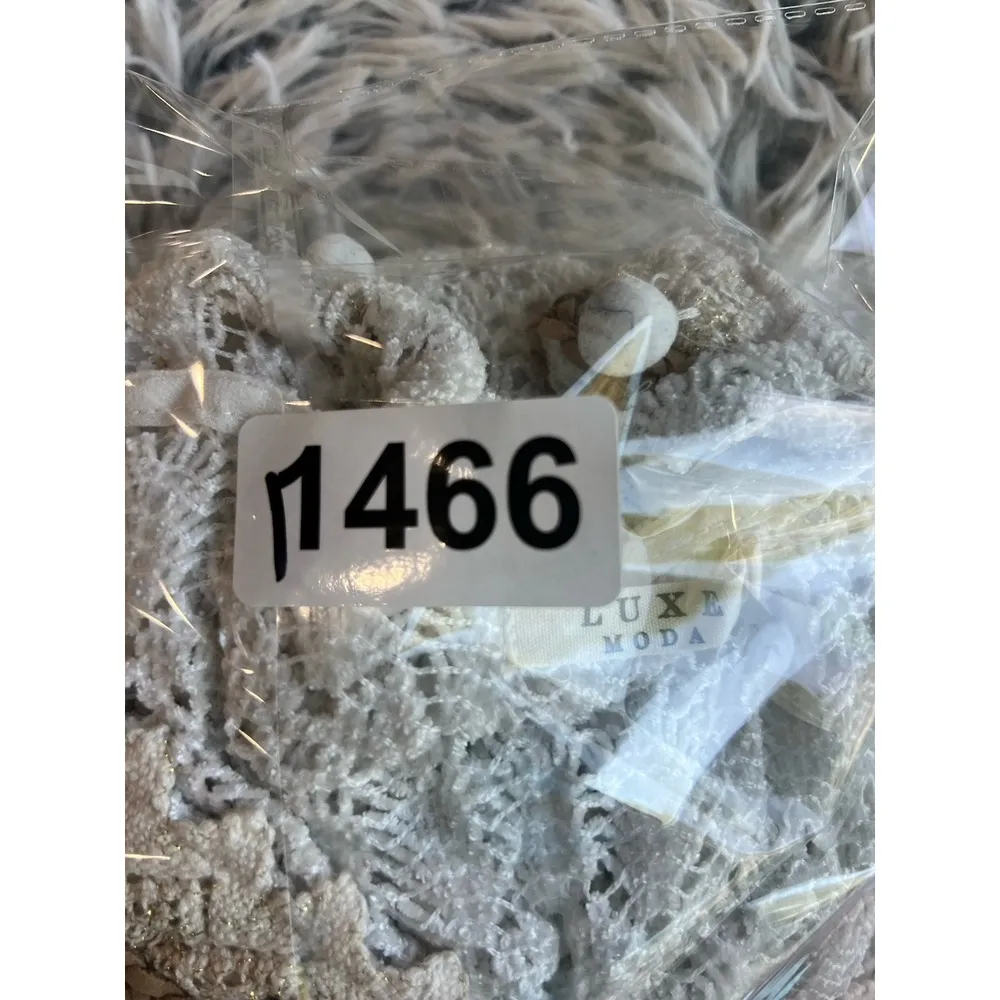 Luxe Moda Crochet With Fringe Beads Off White Size‎ Large Rodeo Western Hippie - Image 7