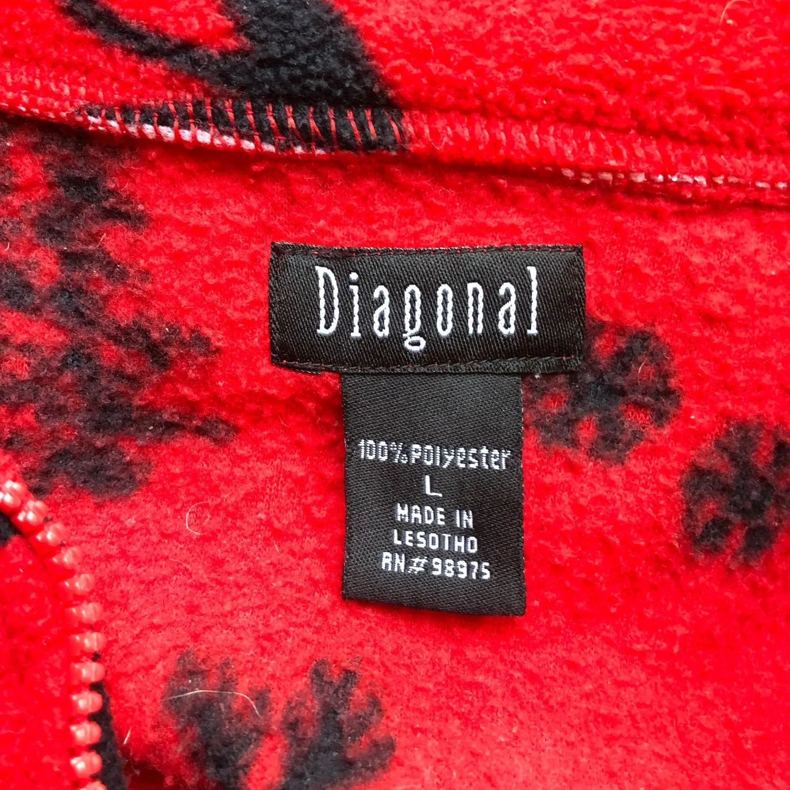 Diagonal Red Fleece Zip Front Jacket Moose Tree Snowflake Print Women's Sz Large - Image 7