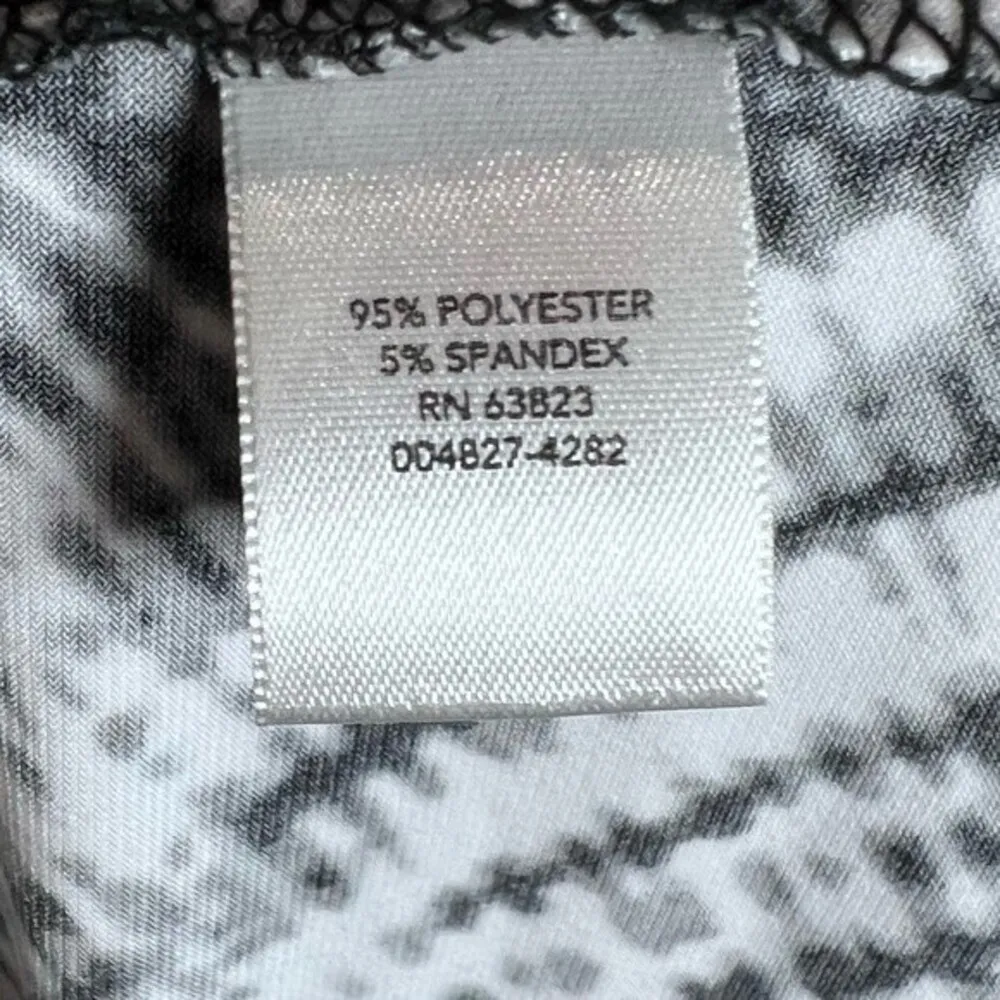 black white and gray abstract print maxi dress size X (14W) - Image 5