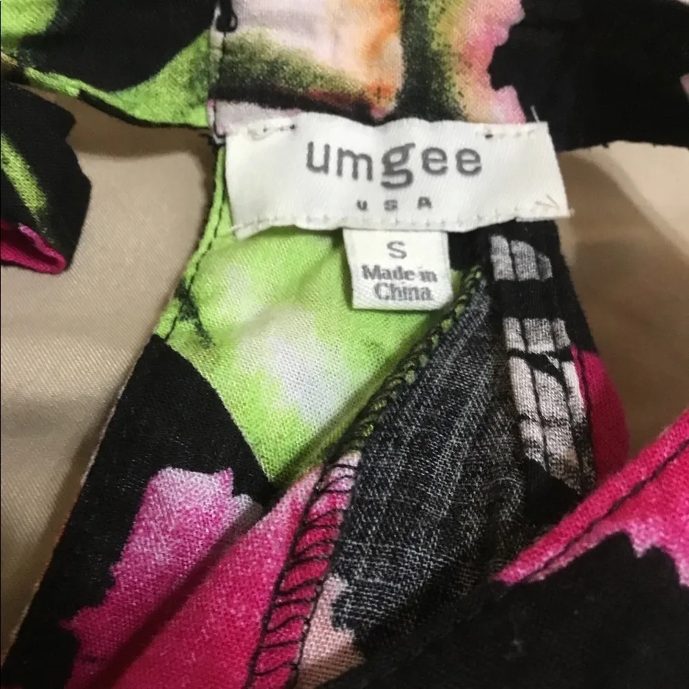 Umgee Tropical Floral Sleeveless Lightweight Summer Cruise Vacay Casual Top S - Image 8