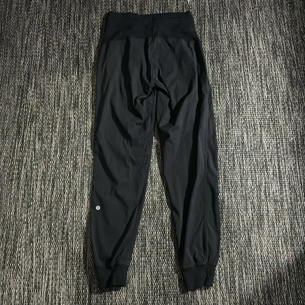 Lululemon Dance Studio Jogger *29" size 2 - Image 2