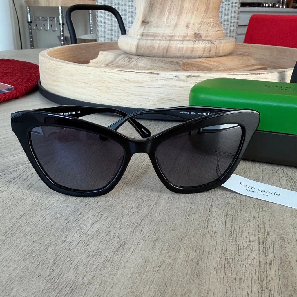 Kate Spade Amelie Cat Eye Sunglasses NWT and case - Image 2