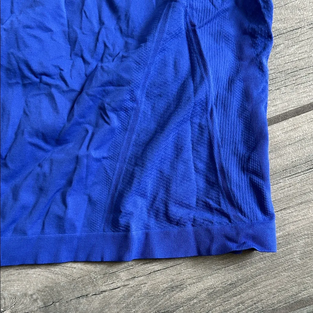 Women's Blue active Tank Top - Image 2