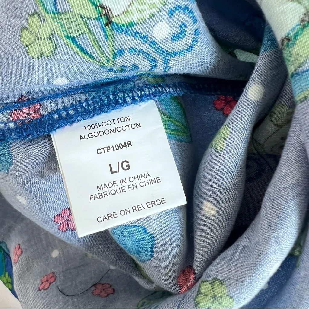 Crocs Medical Women’s Owl Print Scrub Top - Image 6