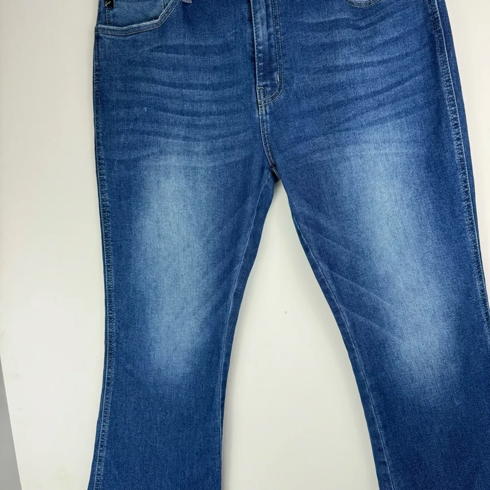 Kancan Womens Crop Kickboot Flare Jeans Sz 31 Dark Wash Stretch Denim Blue - Image 6