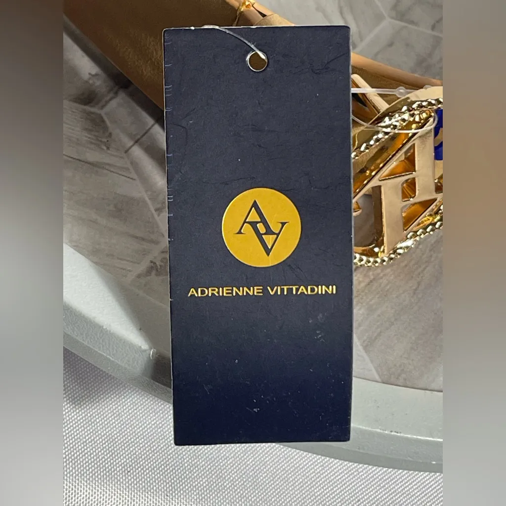 Adrienne Vittadini Tan Gold “AV” Logo Belt S/M Faux Leather Fashion Accessory - Image 4
