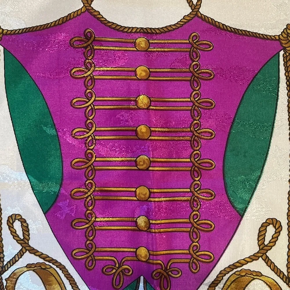 VTG 1970's Coat of Arms Scarf Polyester Iridescent White Blue Gold Square 33” - Image 5