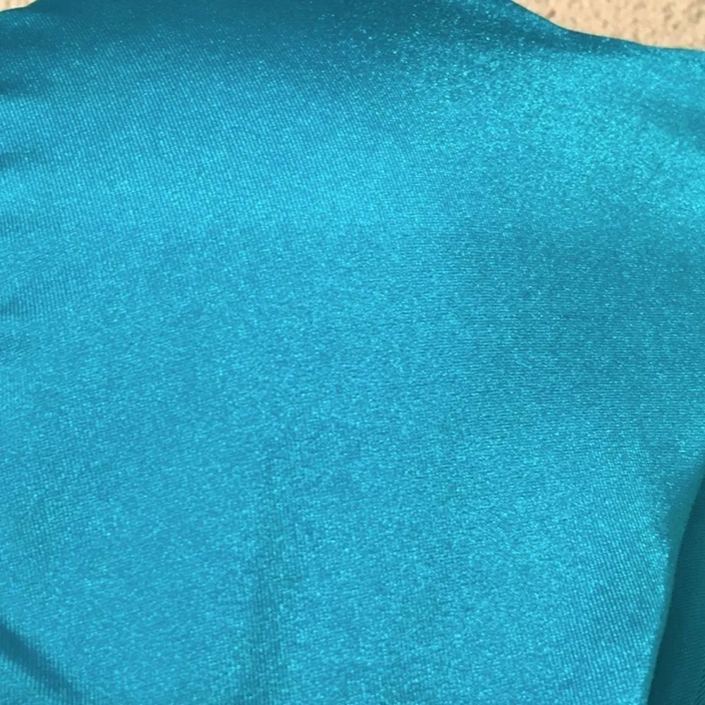 BECCA shimmery wrap front bikini top. NWOT - Image 7