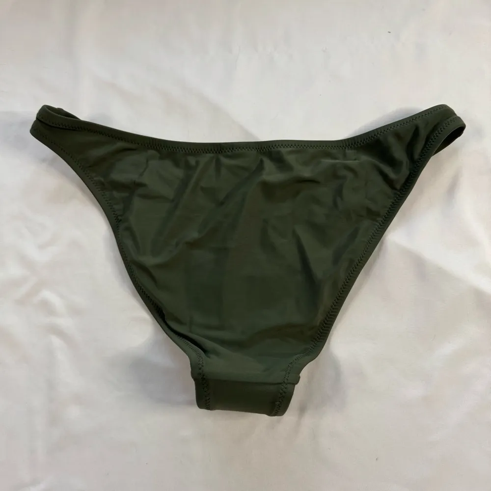 NWT J Crew Heritage 1989 High Leg Bikini Bottom Green Size M Classic BP209 Beach - Image 5