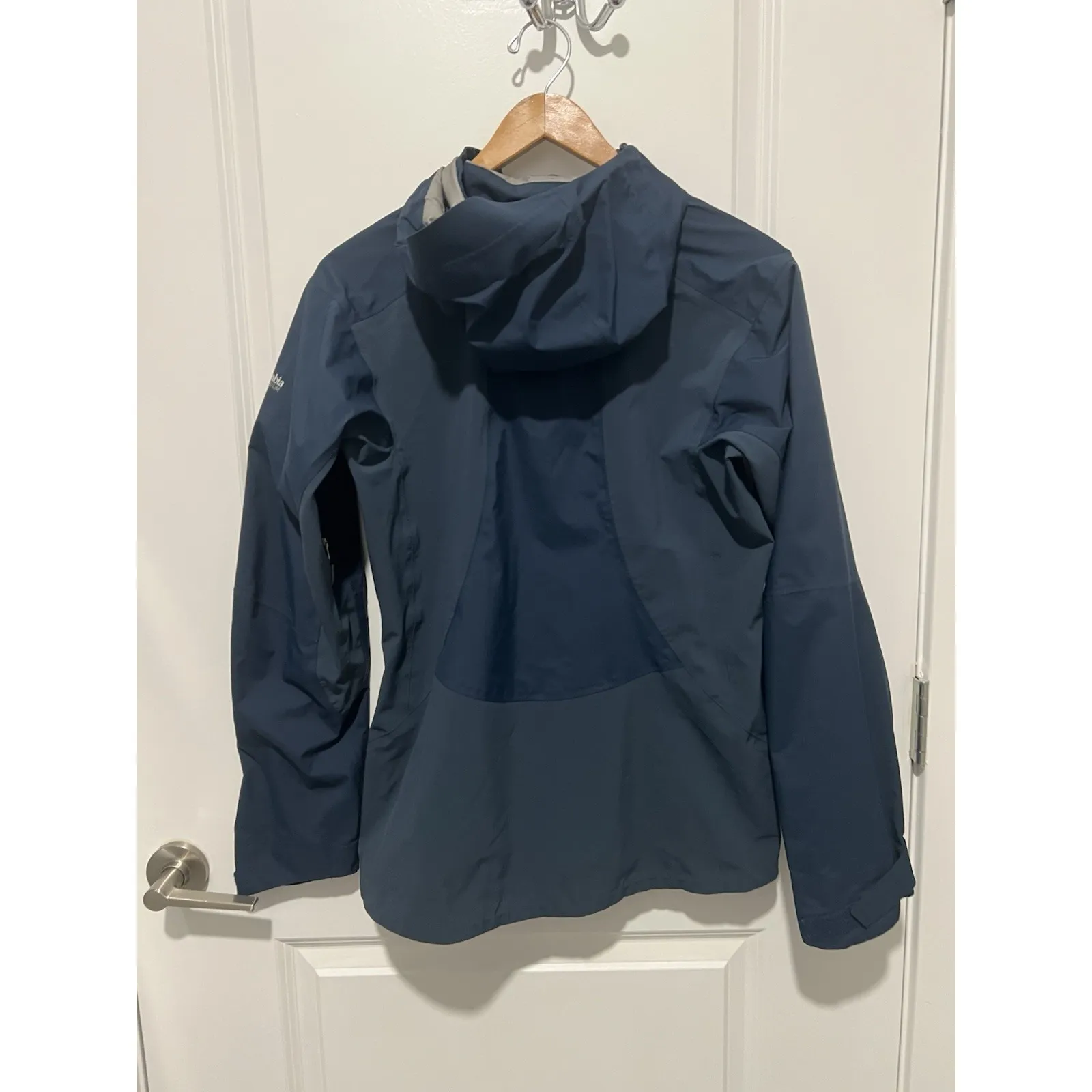 Columbia Titanium Womens Navy Backcountry Bandit Shell Hooded Zip Rain Jacket - Image 2