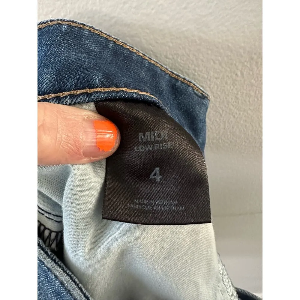 Express Shorts Women's 4 Denim Jean Shorts Midi Low Rise Medium Wash Blue - Image 7