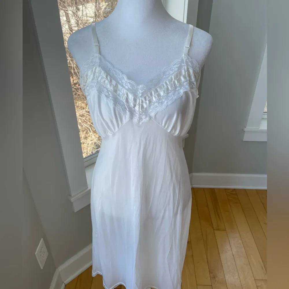 Vintage Met Lin White Lace Chemise Nightgown Slip Dress Size 36 Medium - Image 10