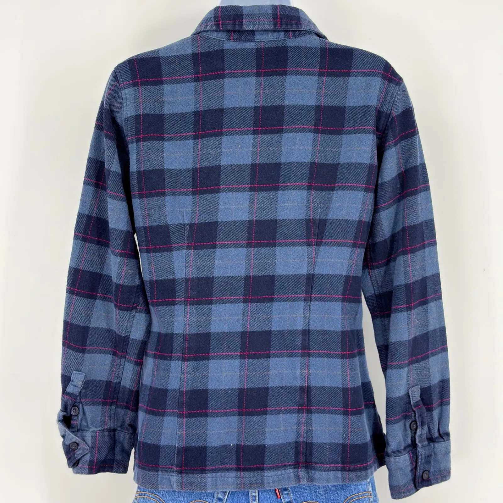 Patagonia Organic Cotton Flannel Plaid Shirt Womens  Size 4 Cabincore Grunge - Image 3