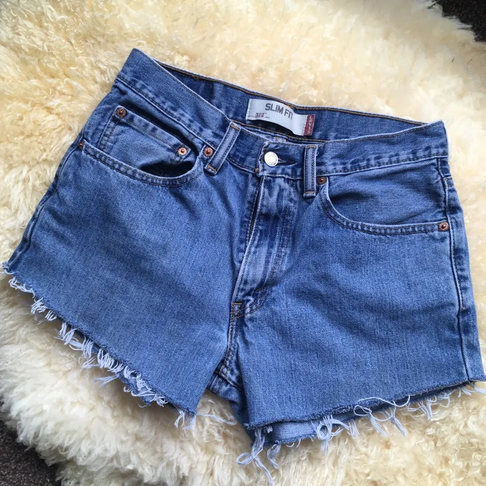 Vintage Levi’s Cut Off Shorts Levi Cut Offs - Image 6