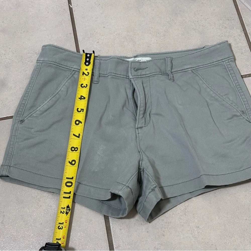 Abercrombie & Fitch Women Casual Gray Shorts size‎ 2 - Image 6