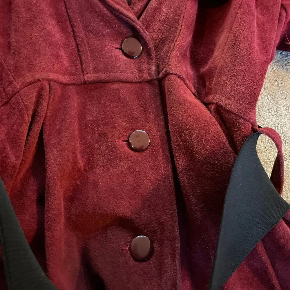 Vintage Outerwear by Phoenix Burgundy Suede Trench Coat Size M - Image 6
